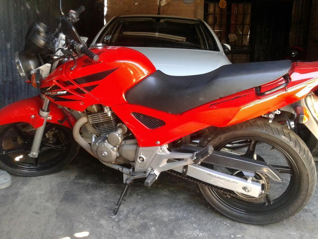 Oportunidad Vendo Honda Twister