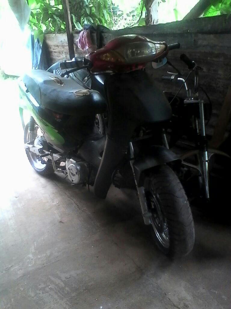 Vendo Moto