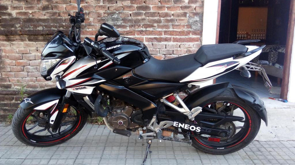 Rouser NS200 Modelo 2015