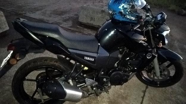 vendo fz 16 40 $mil todos los papeles al dia escucho ofertas