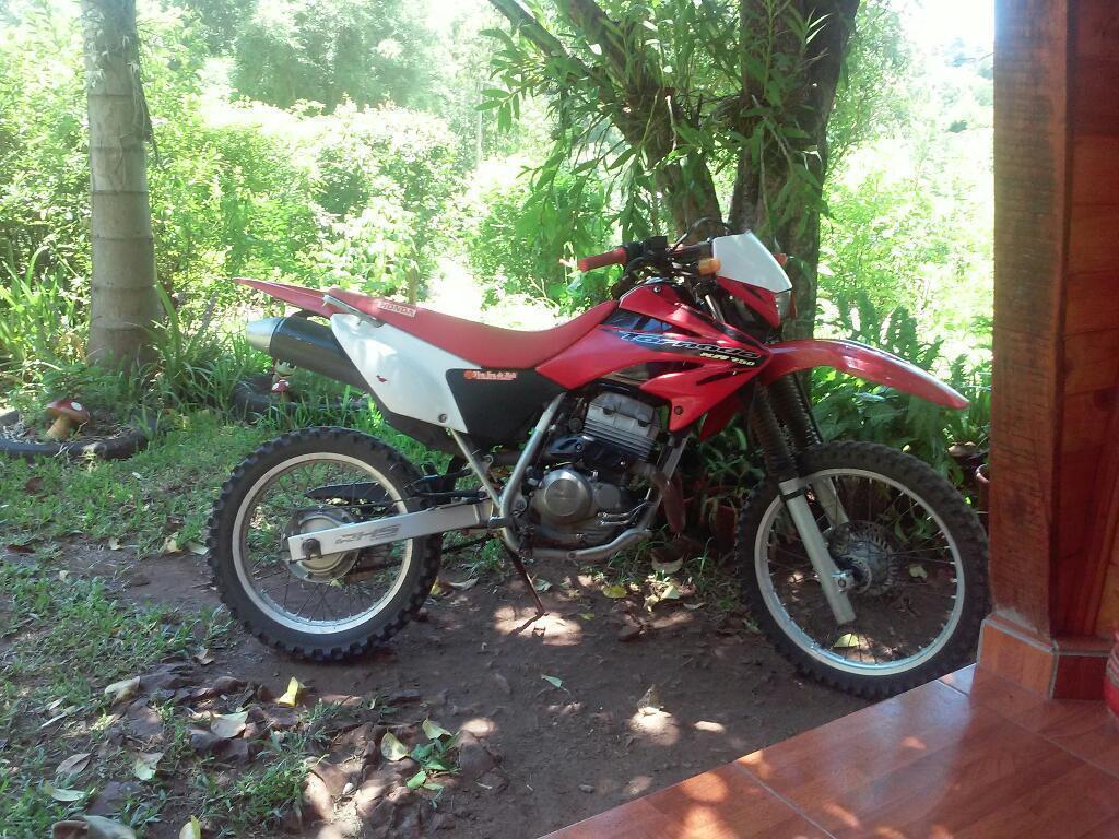 Vendo Honda Tornado 2007