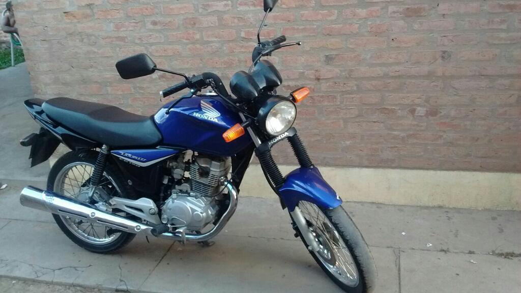 Vendo Permuto Titan 150 Cc