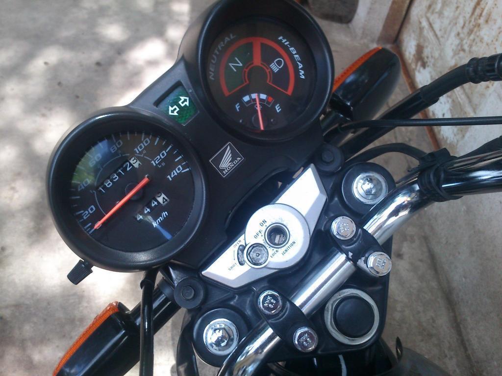 vendo honda cg titan 150 muy buen estado