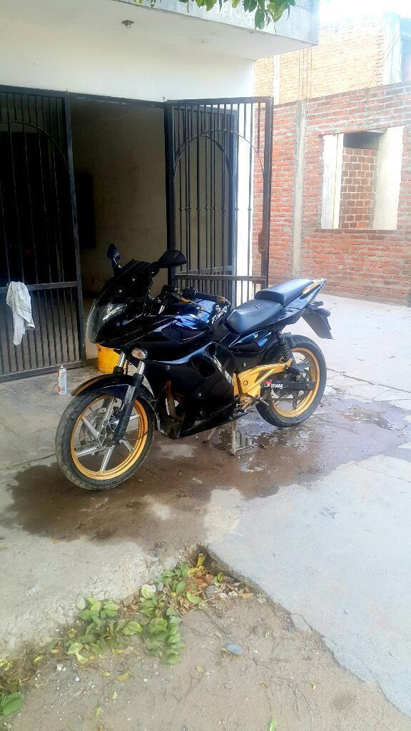 Vendo O Permuto Bajaj Rouser 220f