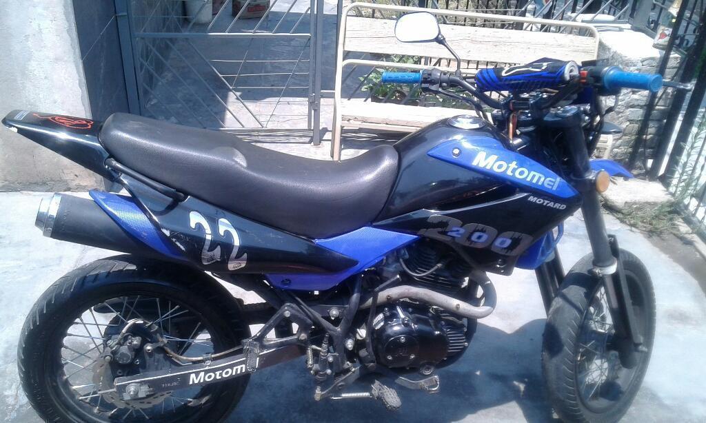 Dueña Vende Motomel Motard 200