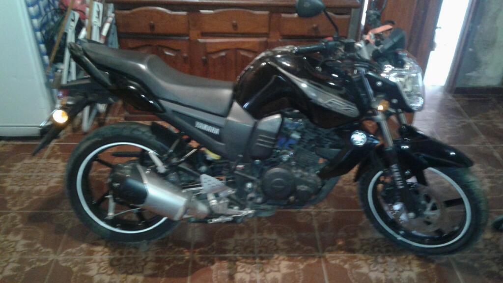Vendo Yamaha Fz Modelo 2013 Asesto Moto