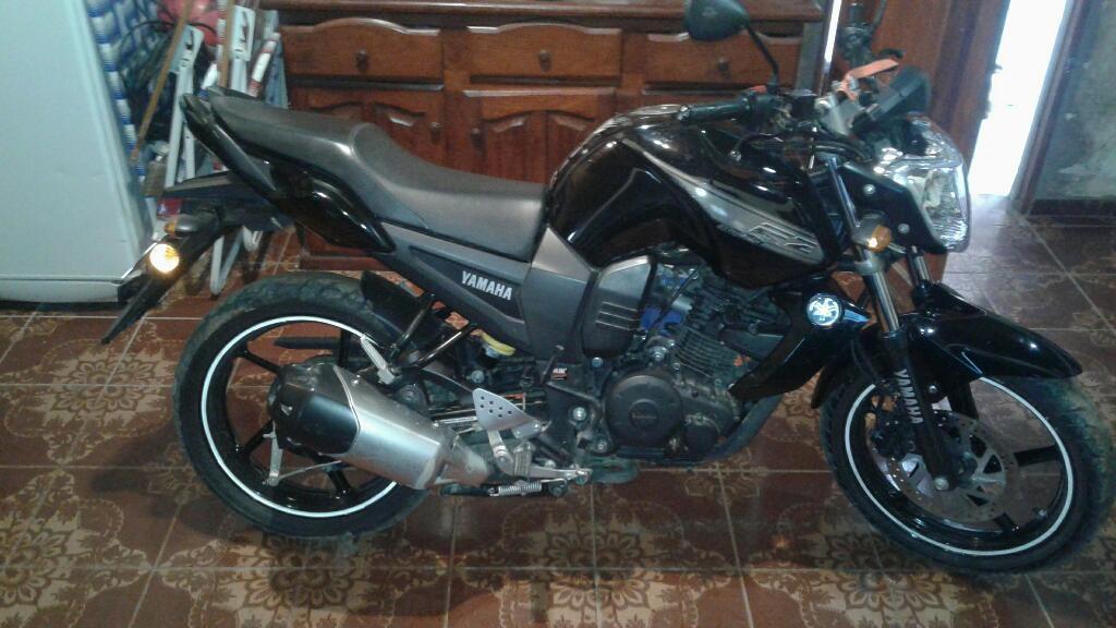 Vendo Yamaha Fz Modelo 2013 Asesto Moto