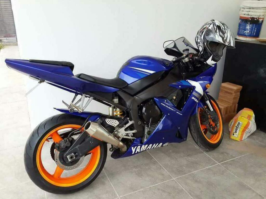 Vendo Yamaha R1 Impecable