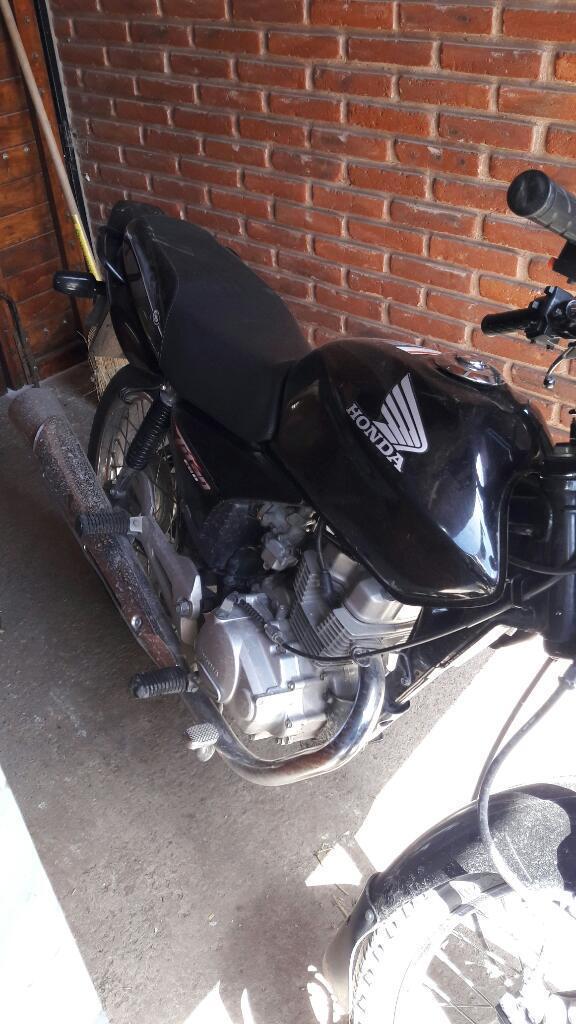 Vendo Honda Titán Modelo 2011 Impecable