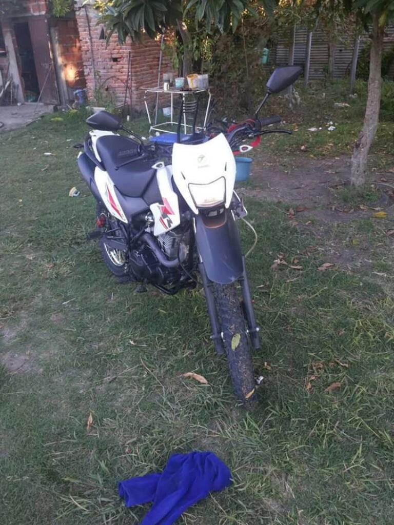 Vendo Zanella Zr 200 .modelo 2016