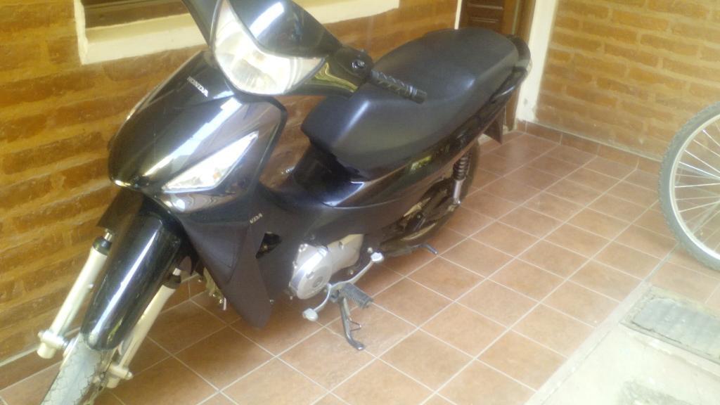 Permu Vendo. Mas 4000 por Una Fz