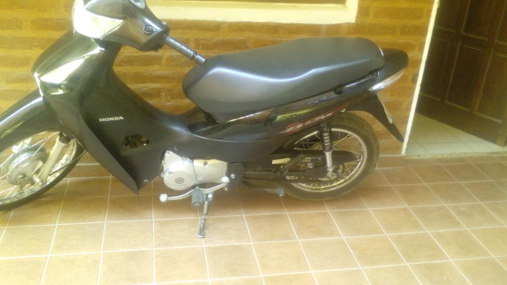 Permu Vendo. Mas 4000 por Una Fz