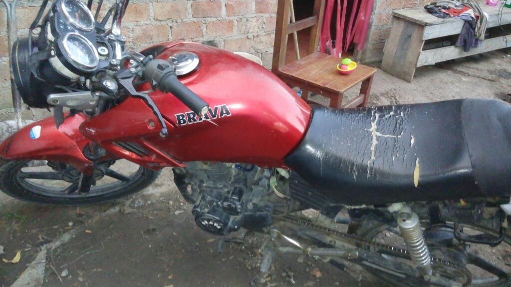 Vendo. Brava 150 con Papeles