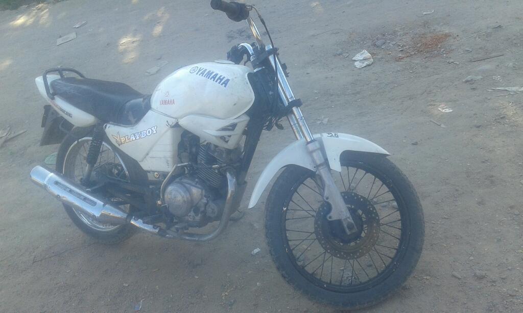 Vendo Moto Linda