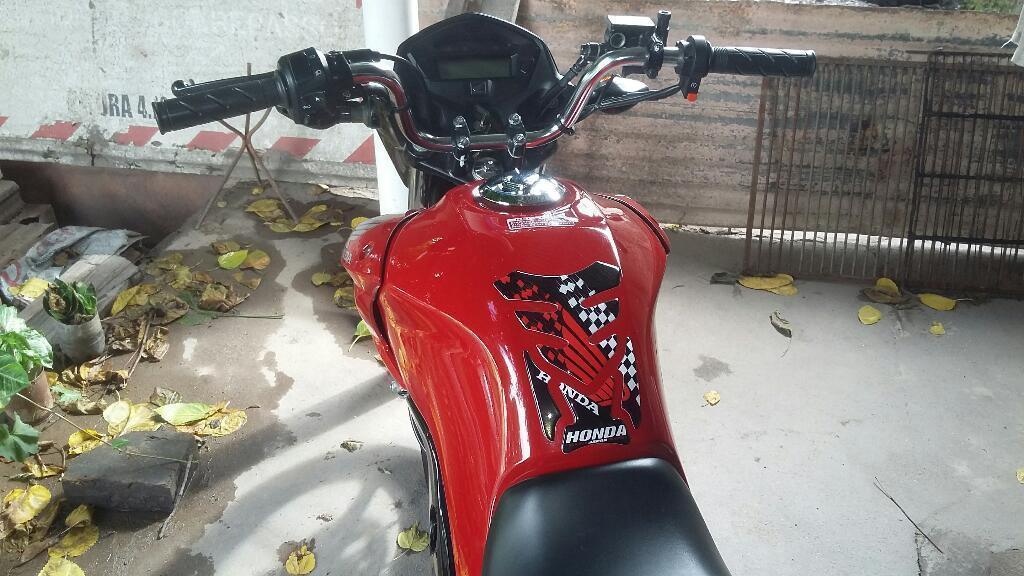 Vendo O Permuto Cg Titan 150 2016 4600km