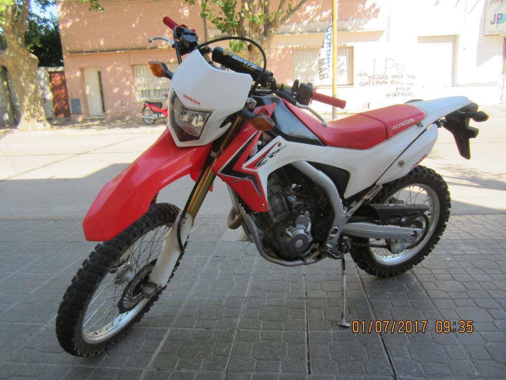 vendo crf 250L