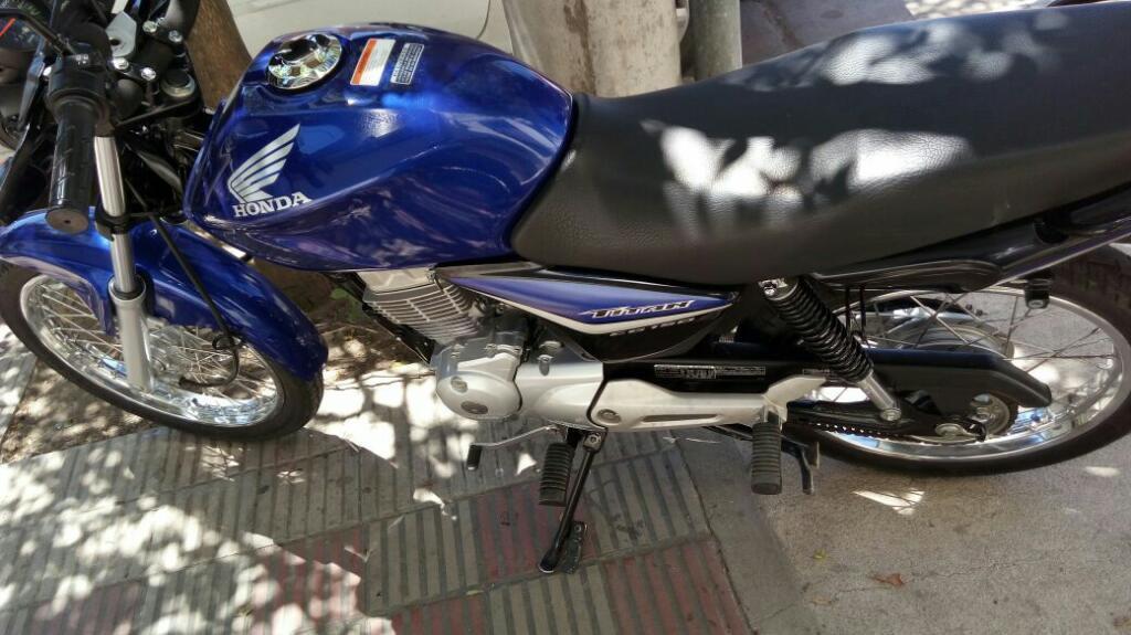 Vendo Titan 150 2015
