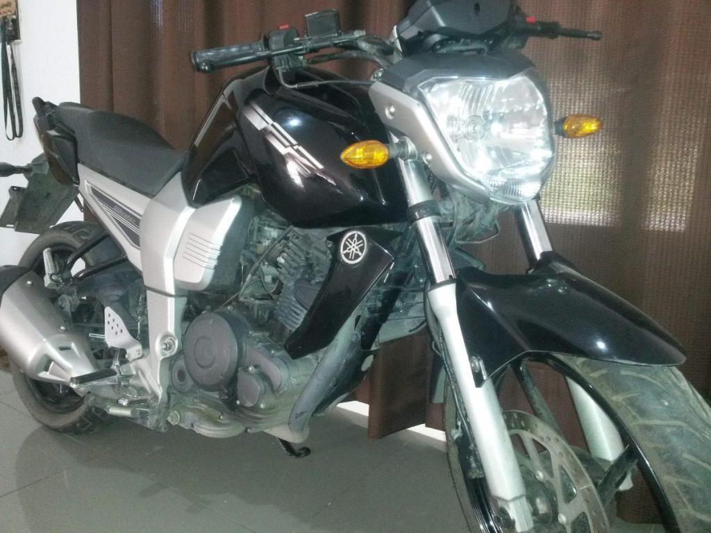 YAMAHA FZ 16 2011