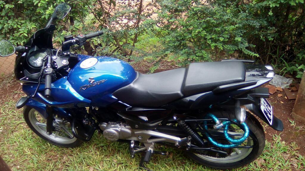 Vendo O Permuto por Auto Ruser 220