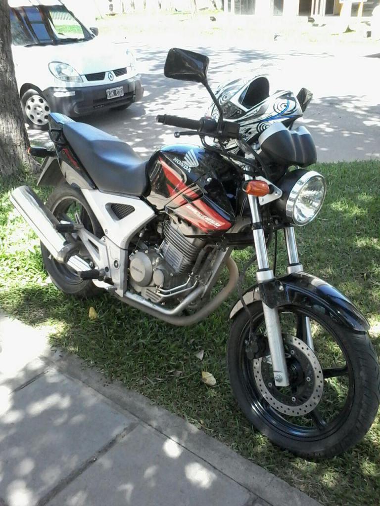 Vendo Honda Twister 250 Mod. 2012