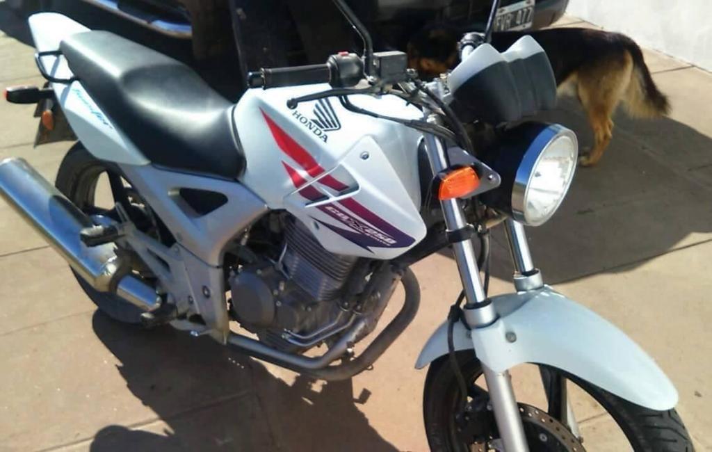 HONDA TWISTER 250 IMPECABLE!!!