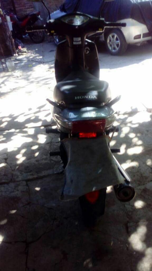 Se Vende Honda Biz 2013