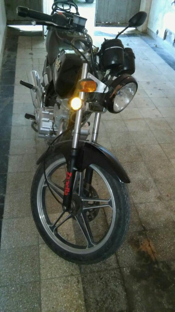 Vendo Moto Zanella 125 Mod. 2008