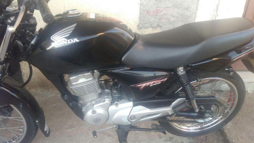 Vendo CG 150 Titan