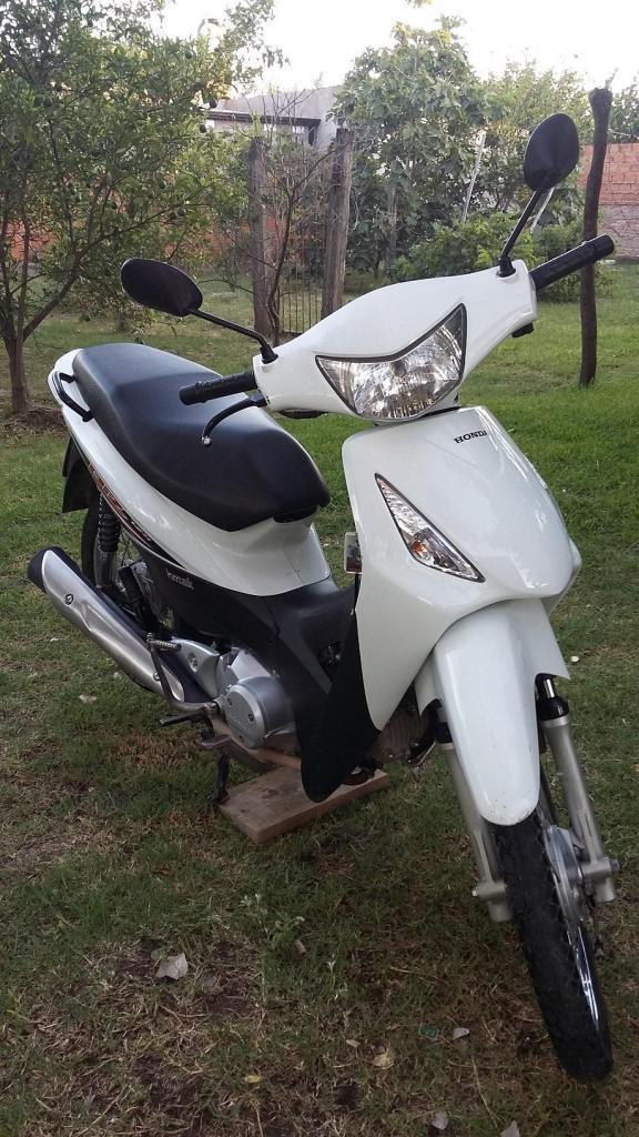 VENDO MOTO HONDA BIZ 125 MODELO 2014 EXCELENTE ESTADO!