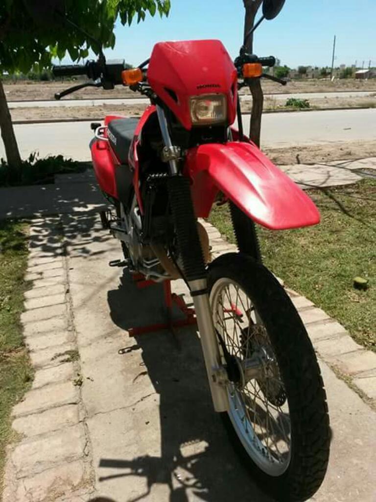 Vendo Honda Tornado 2013