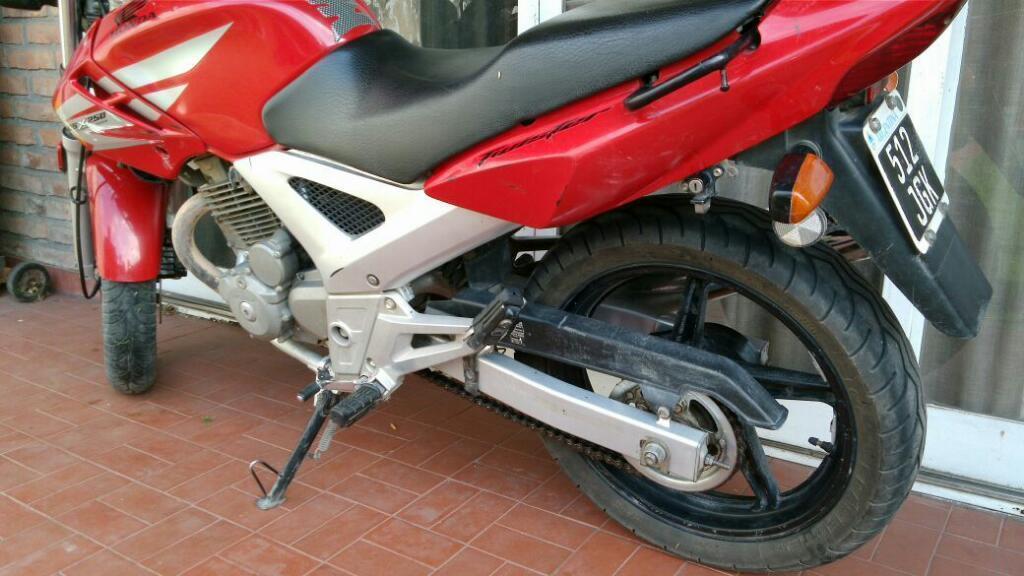 Honda Twister 250 Modelo 2013