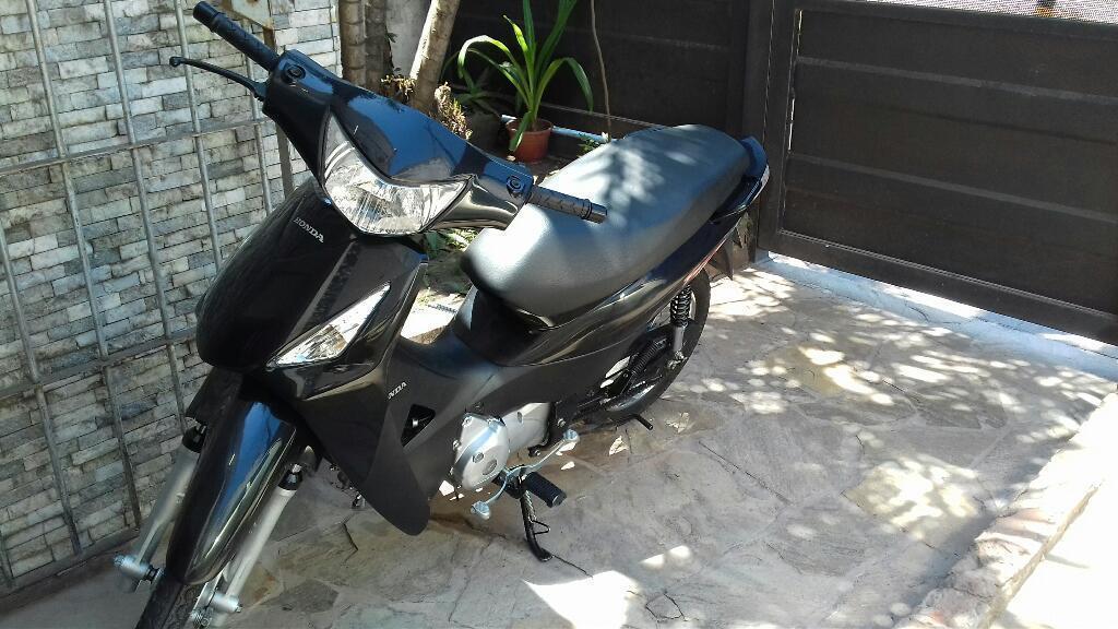 Vendo Honda Biz 2015!!