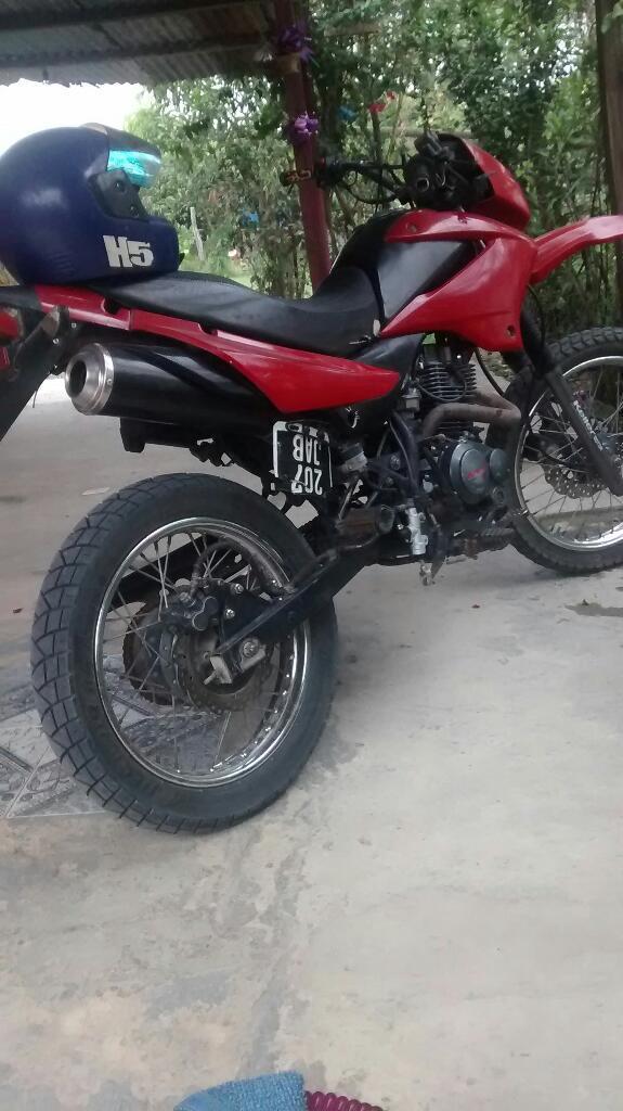 Vendo Keller 200 Modelo 2013...$10.00