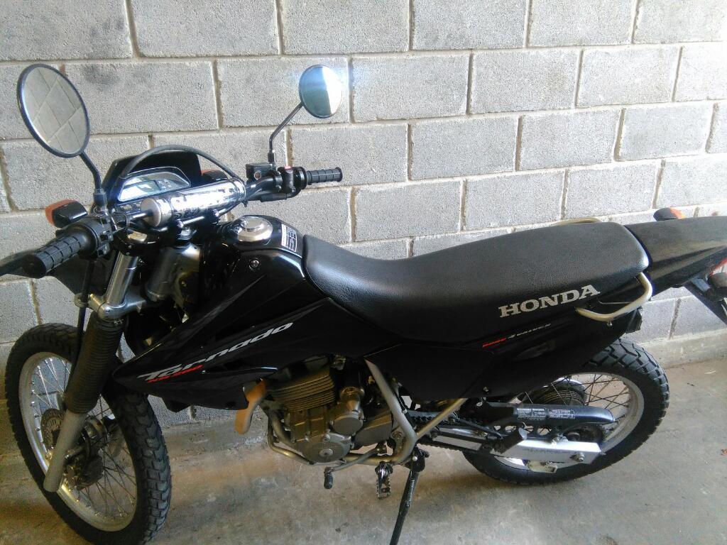 Vendo Honda Tornado 250