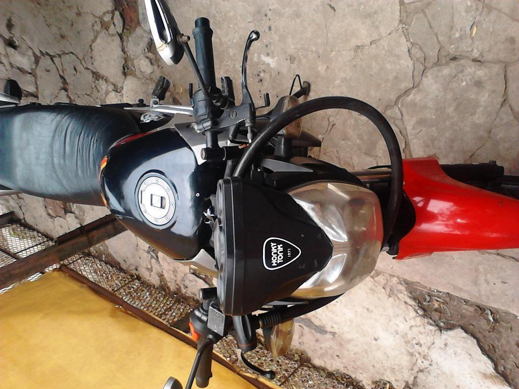 vendo zanella rx200 mod 2011 soy titular