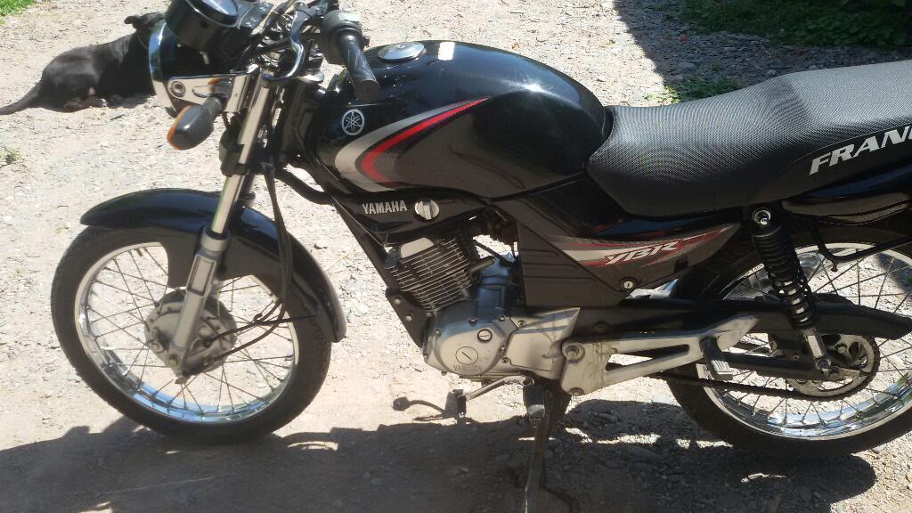 Vendo Yamaha 125 .ybr 2011.ex Est.22mil