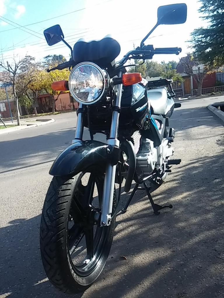 HONDA 250 TWISTER MODELO 2015 11000 KM