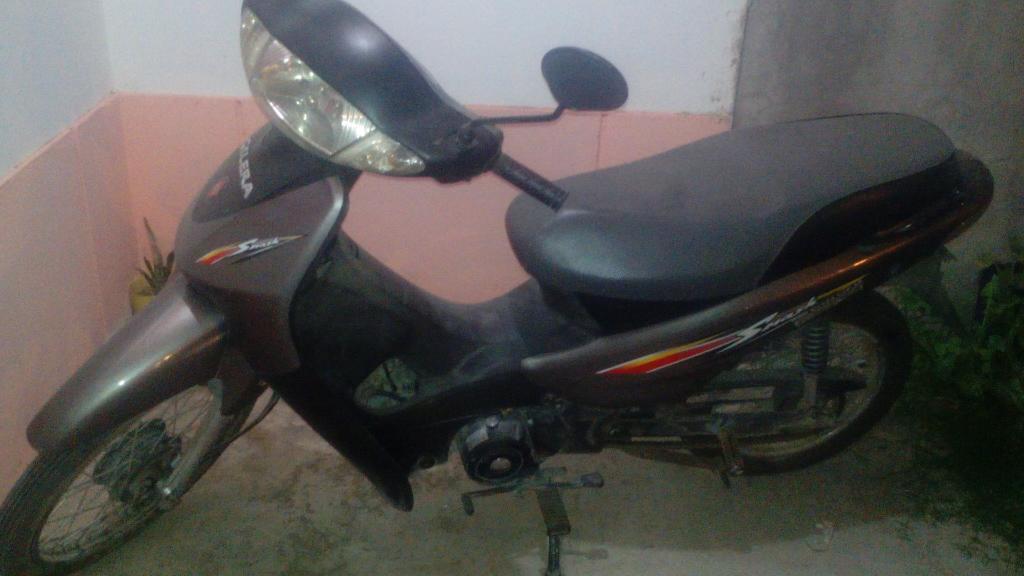 Vendo Modelo 2015.gilera 110