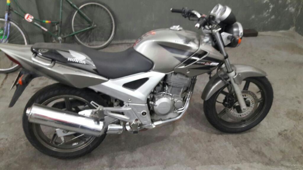 Oportunidad Cbx 2010 Excelente !