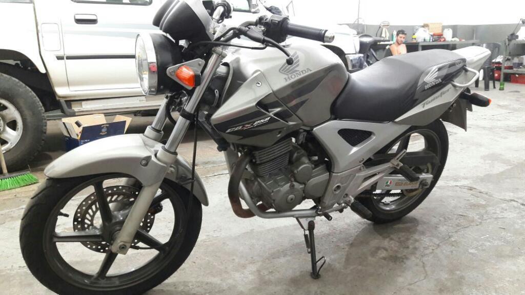 Oportunidad Cbx 2010 Excelente !