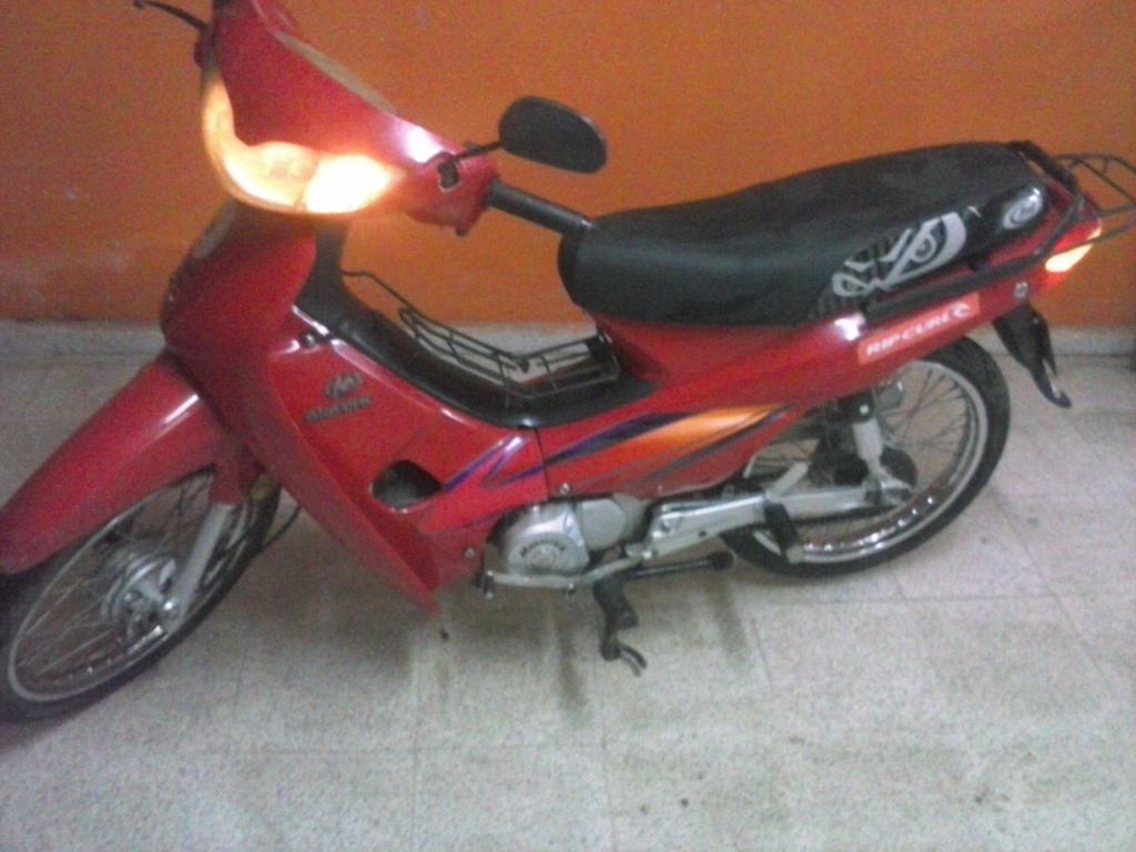 moto 110 cc maverick 2010 unica dueña