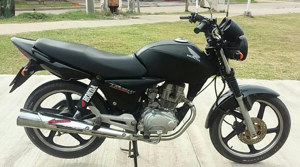 Hermosa Honda Titan 2013