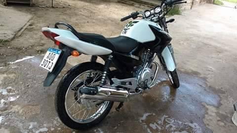 Vendo o permuto YBR 125 2016