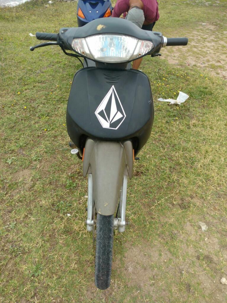 VENDO MOTO