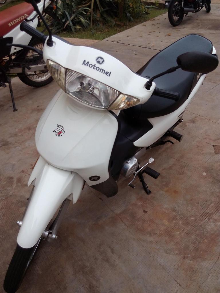 Vendo Moto 110 CC excelente estado