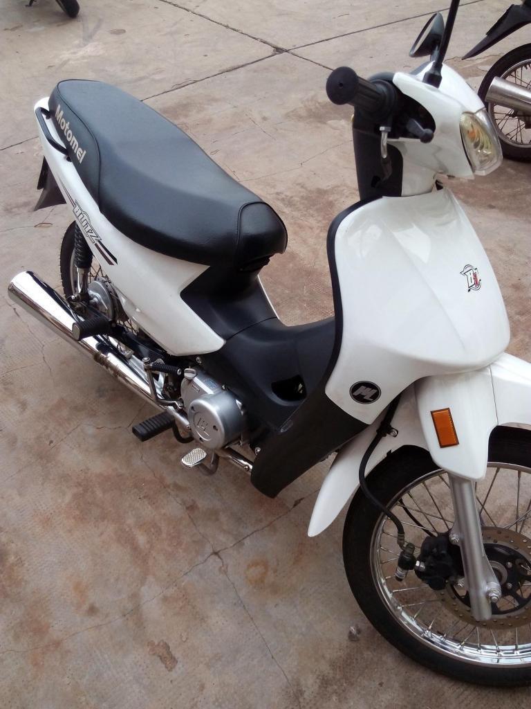 Vendo Moto 110 CC excelente estado