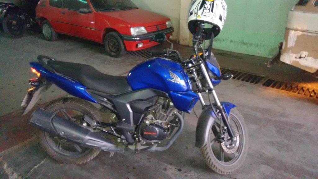 vendo moto honda 150cc modelo 2015 4500km