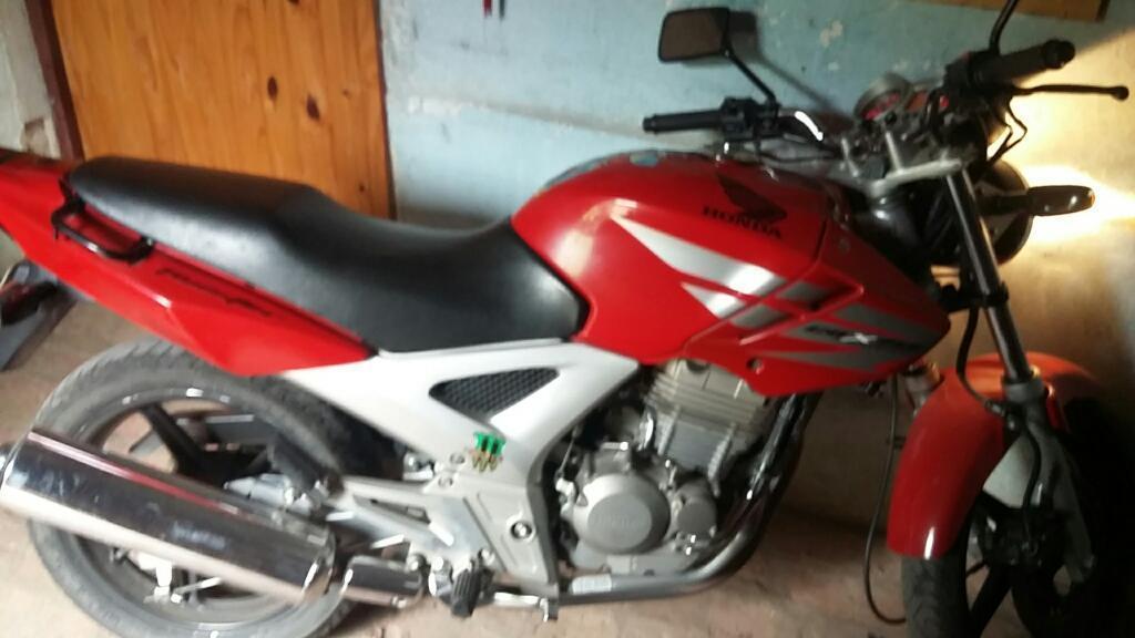 Vendo Honda Twister 250