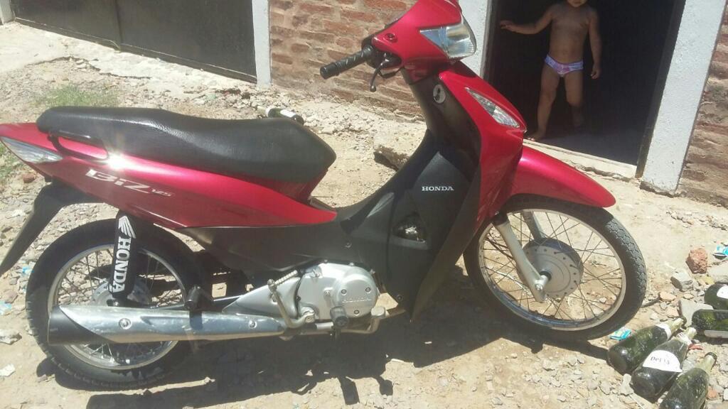 Vendo Mod.2015 Casi 10.000 Kilometros