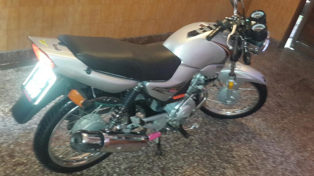 Vendo Hermosa Moto Yamaha Ybr
